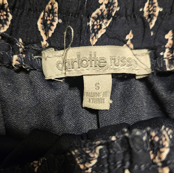 NWT Charlotte Russe Womens Blue Multicolored Elastic Waist Shorts Size Small - Picture 3 of 7